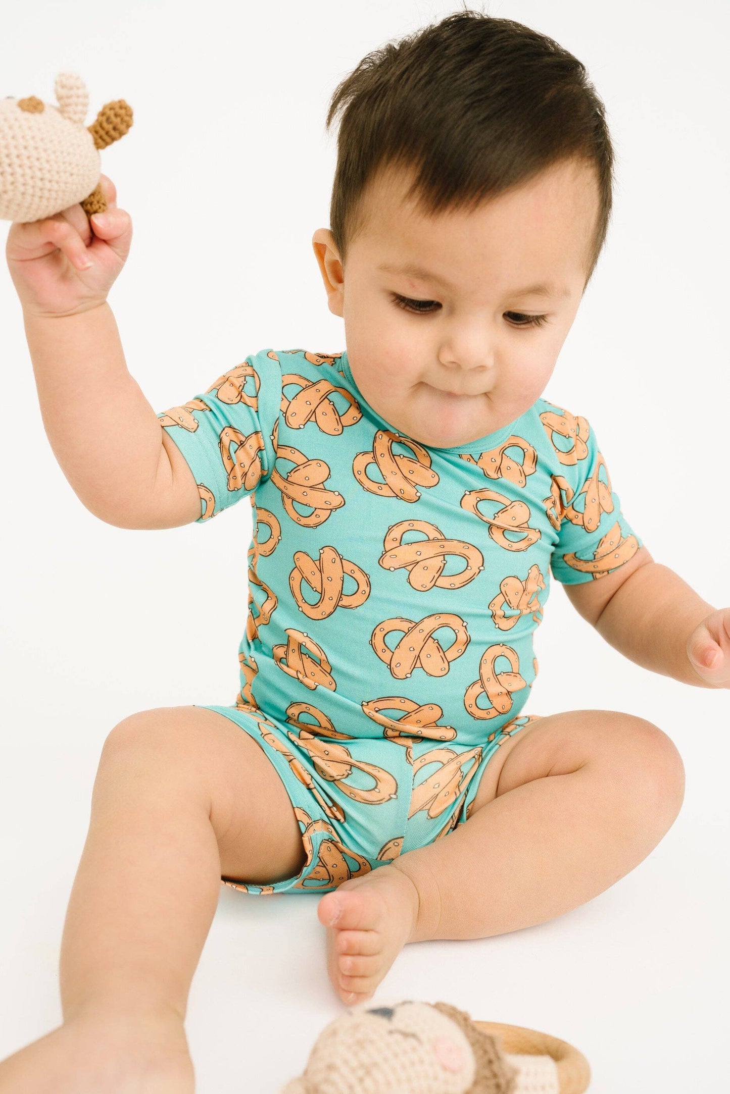 Pretzel Party Bamboo Shorts Set